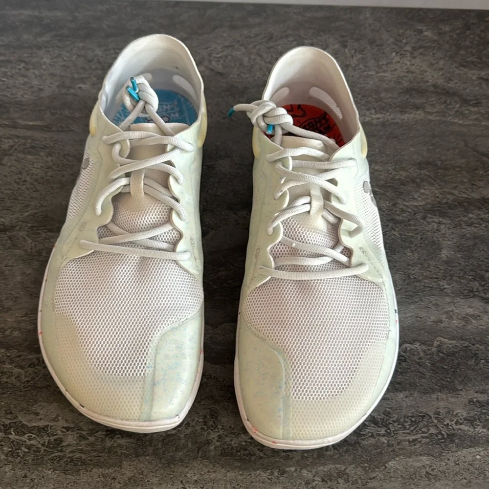 Vivo Limited Edition barefoot women’s lifting shoes. In new like condition. - Picture 1 of 7